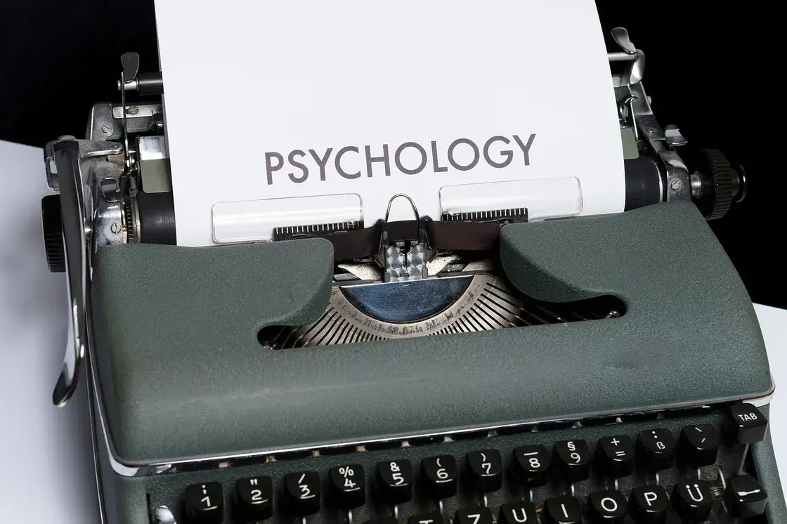 The word psychology on a typewriter